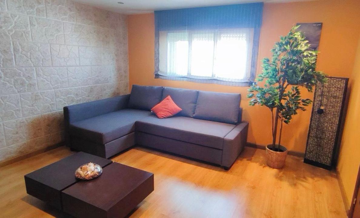 Acogedor Atico Cerca Del Mar By Bebalmy Apartment О Грове Екстериор снимка