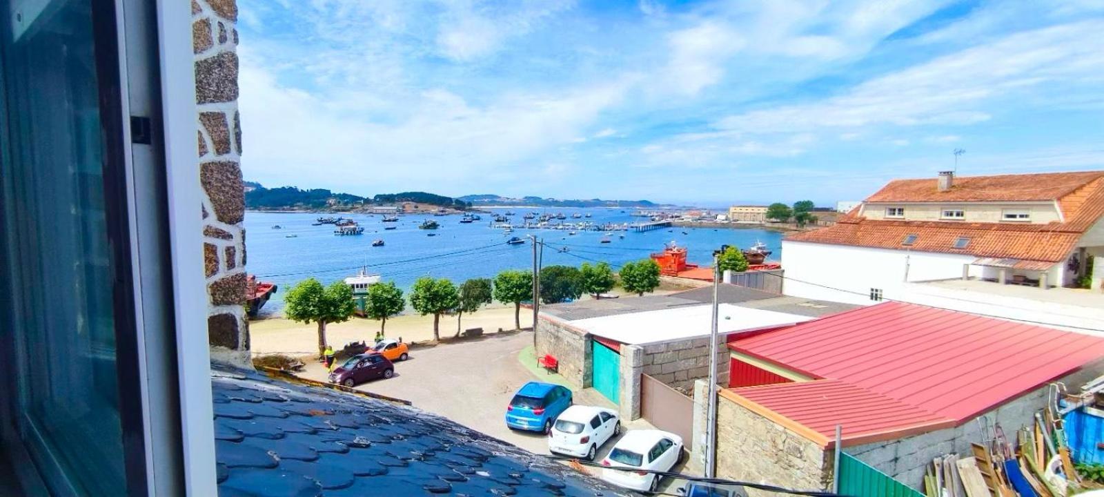Acogedor Atico Cerca Del Mar By Bebalmy Apartment О Грове Екстериор снимка